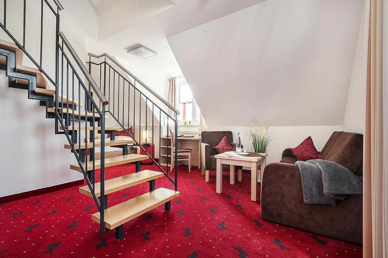Hotel Rappen Rothenburg ob der Tauber 4*,